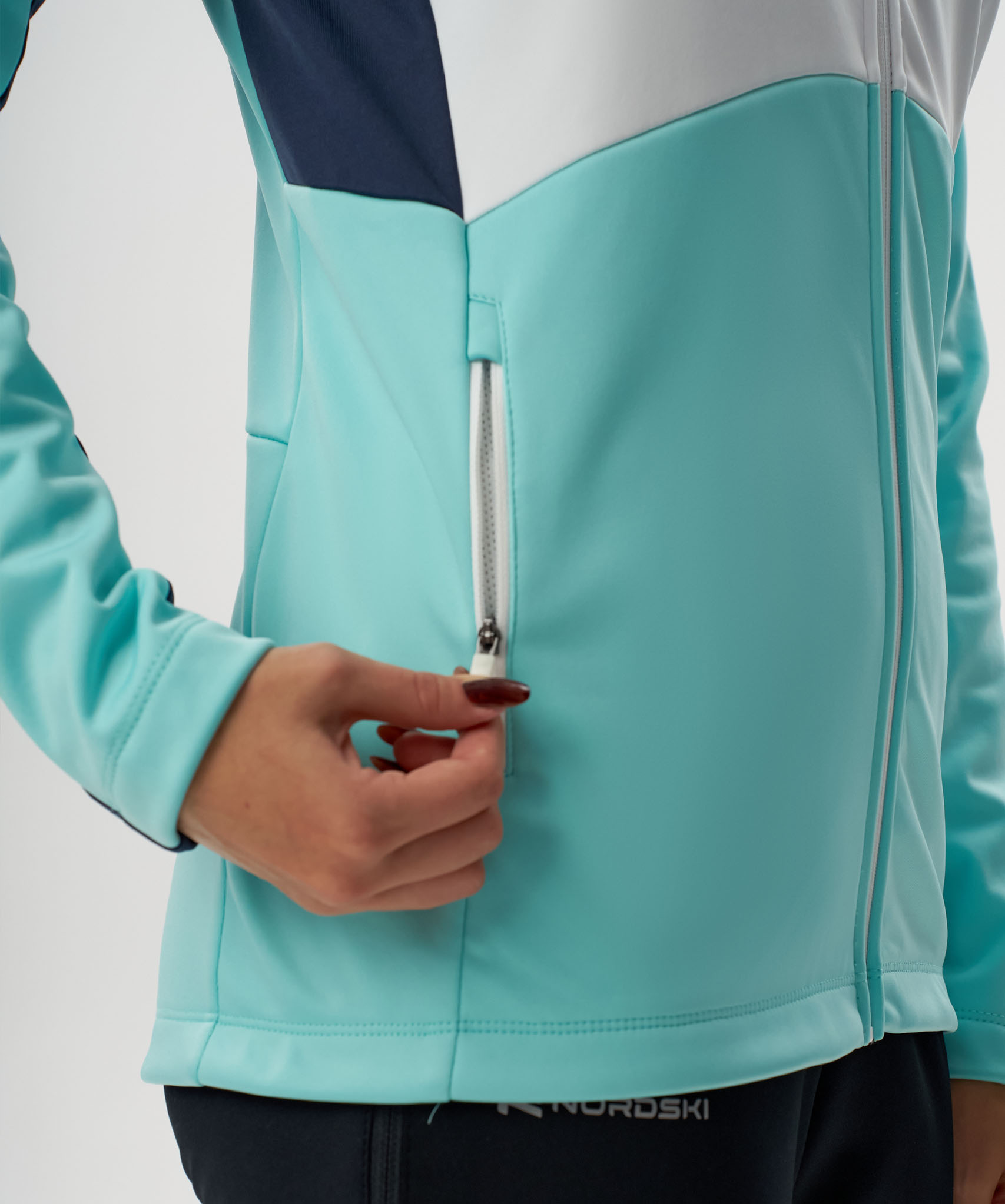 Тренировочная куртка Nordski Advance White/Mint/Titan W