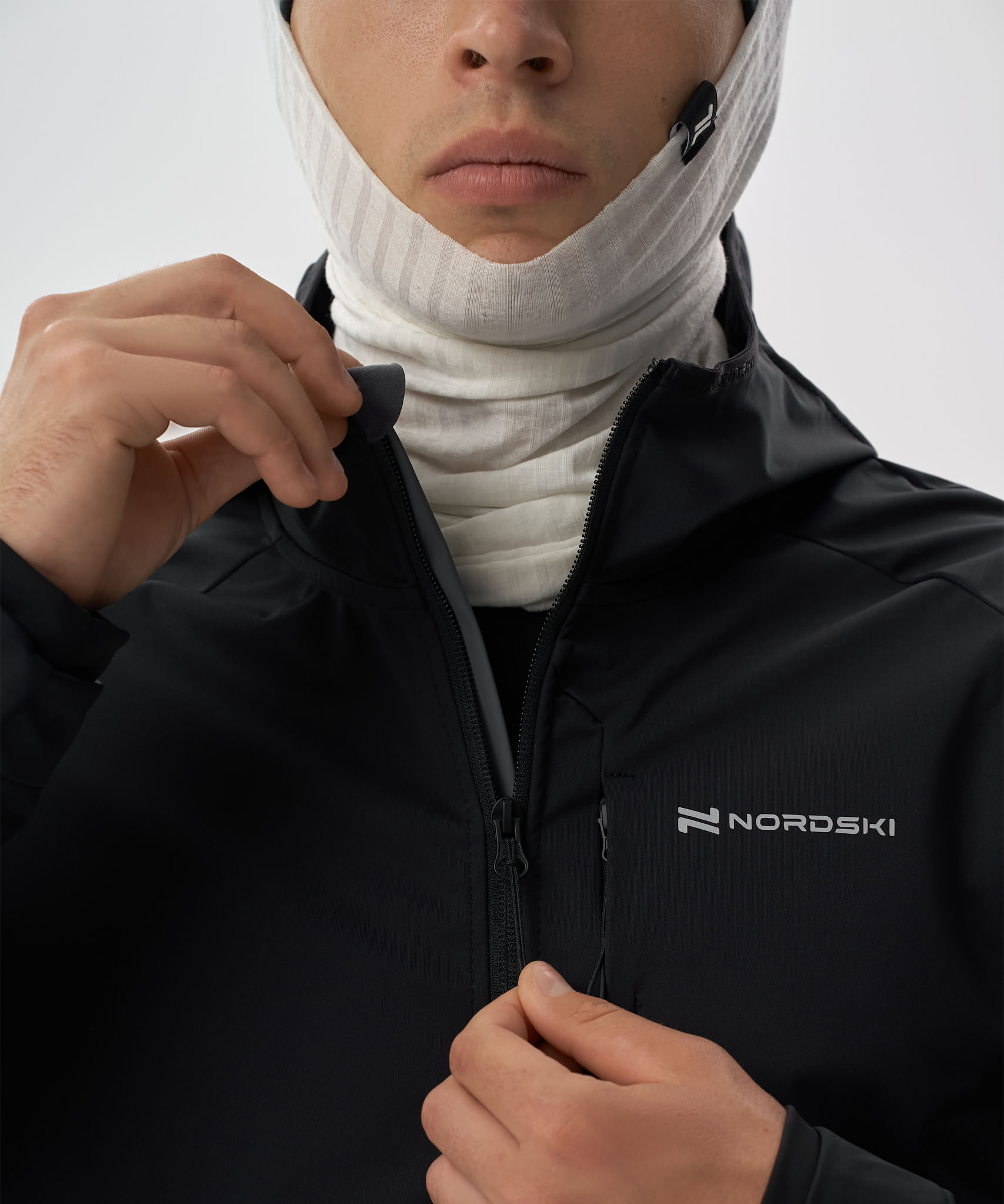 Тренировочная куртка Nordski PRO TOUR HOOD Total Black